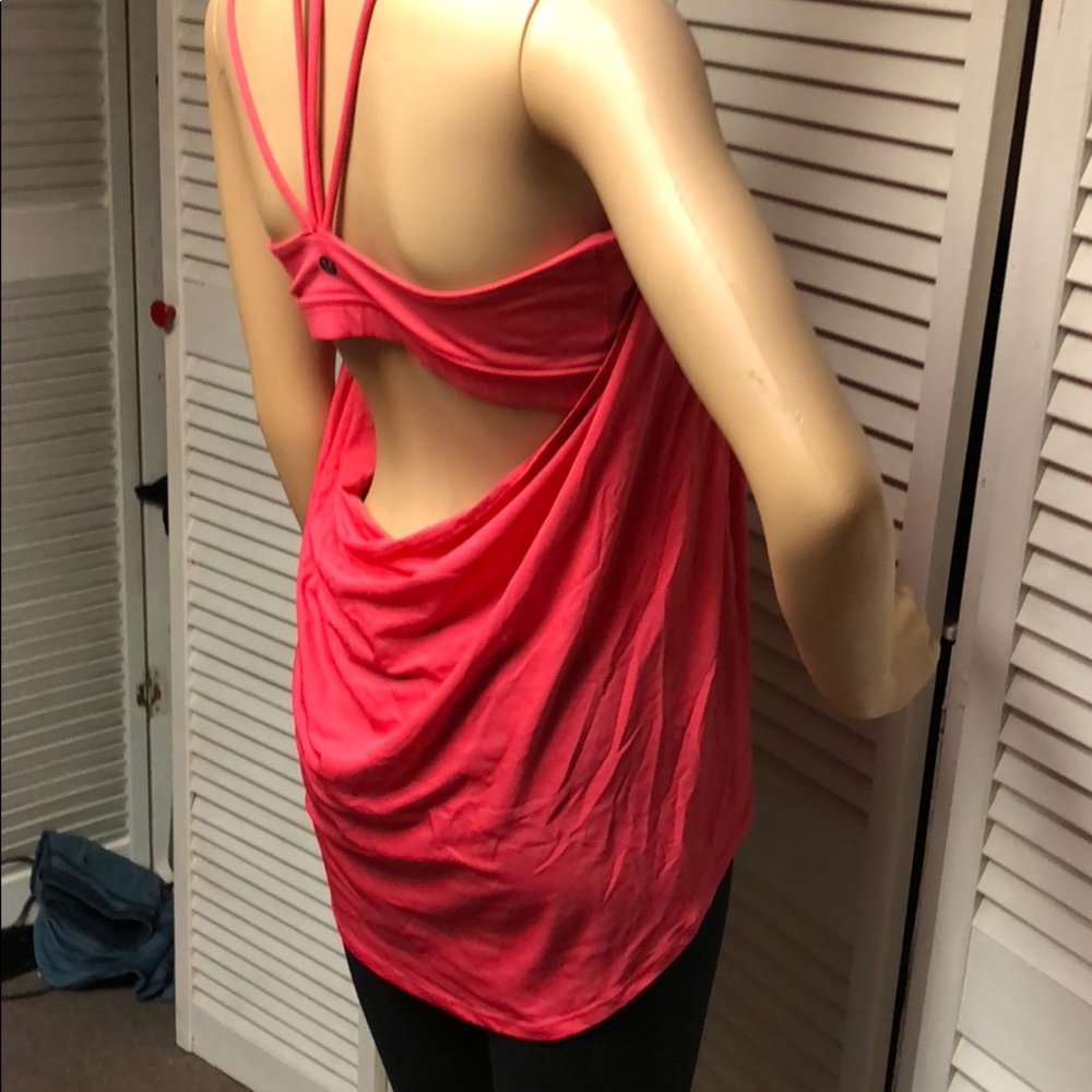 Lululemon - Picture 8 of 8